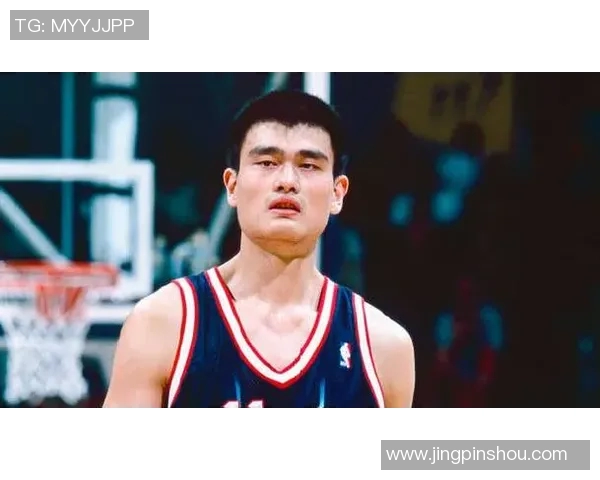 姚明驾驶小车的幽默瞬间展现了巨人也有平凡的一面 姚明驾驶小车的幽默瞬间展现了巨人也有平凡的一面